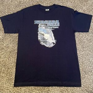 Vintage 2000 NEW Niagara Falls Graphic Tshirt Size Medium